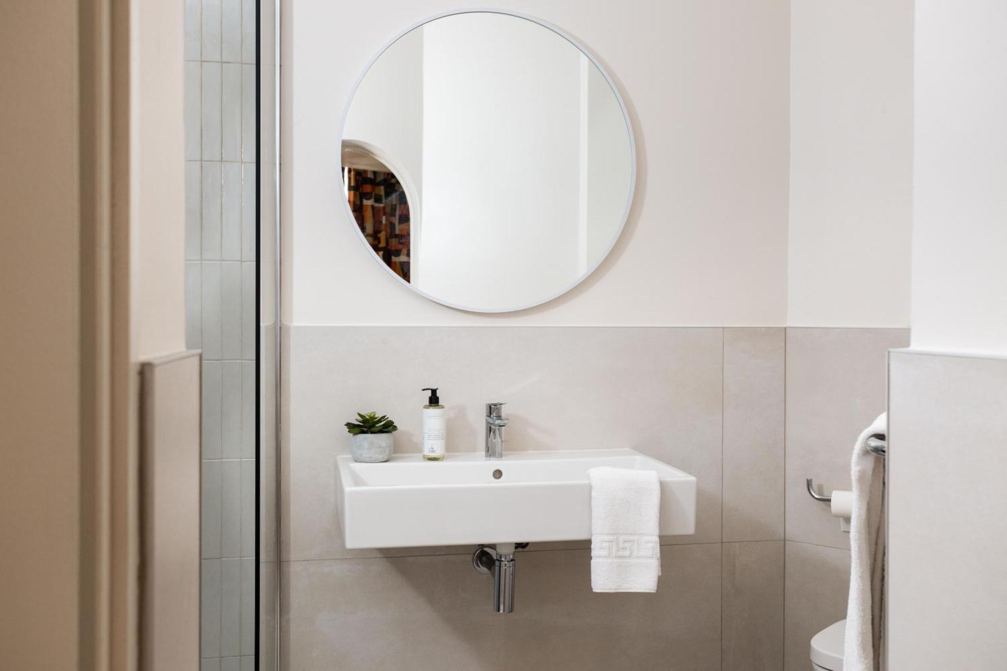 Hotel Suzane Angers Ngoại thất bức ảnh