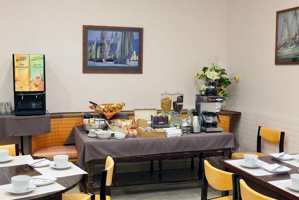 Hotel Suzane Angers Ngoại thất bức ảnh
