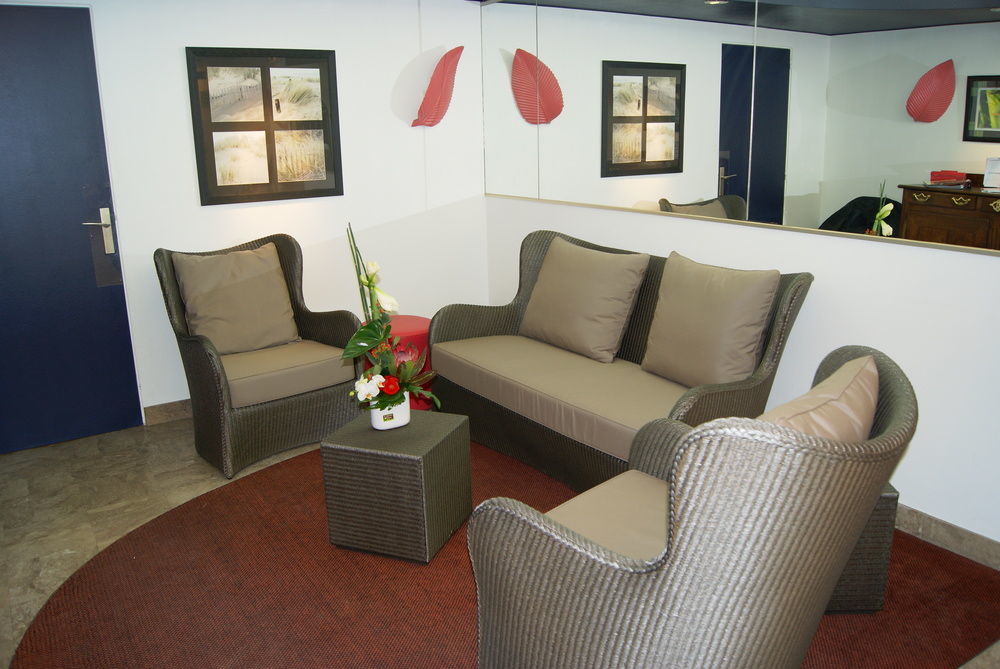 Hotel Suzane Angers Ngoại thất bức ảnh