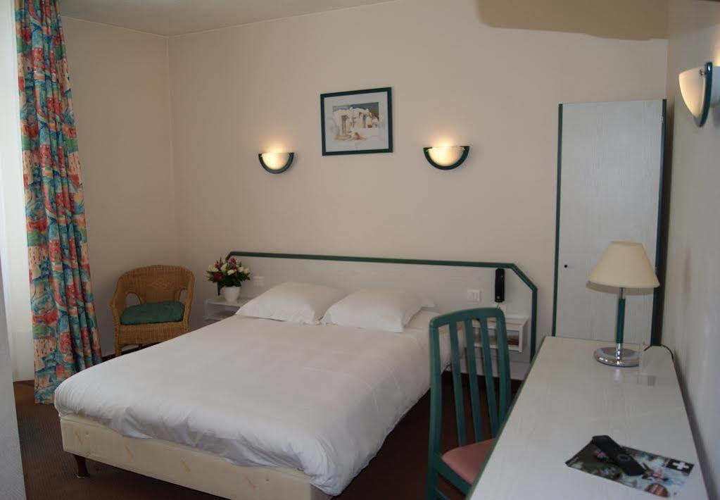 Hotel Suzane Angers Ngoại thất bức ảnh