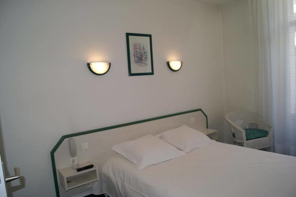 Hotel Suzane Angers Ngoại thất bức ảnh